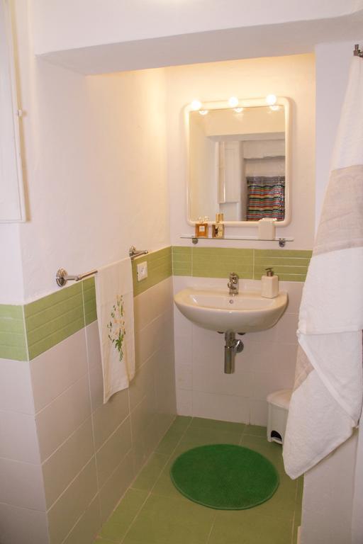 Abitare Il Borgo Piazza Del Popolo Apartment Castagneto Carducci Luaran gambar