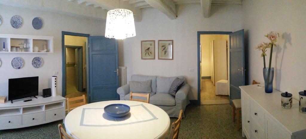 Abitare Il Borgo Piazza Del Popolo Apartment Castagneto Carducci Luaran gambar